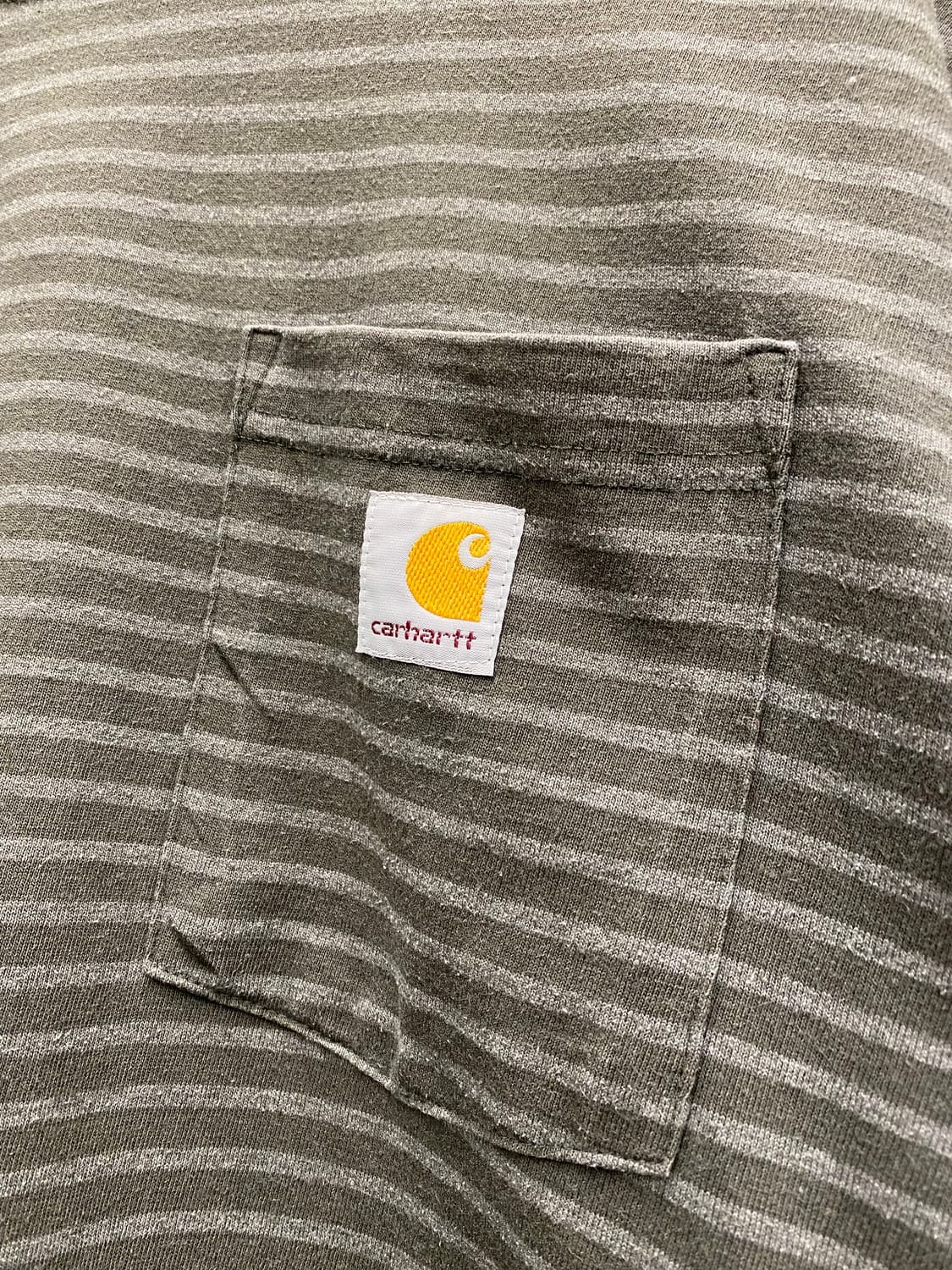 [L] Carhartt 칼하트 카키 스트라이프 반팔 티셔츠 상품이미지3
