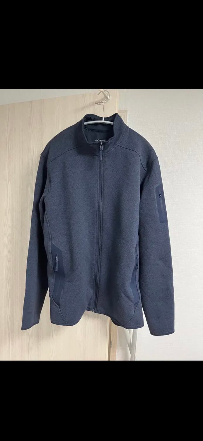 아크테릭스 커버트 플리스 자켓 블랙사파이어 헤더 상품이미지1
