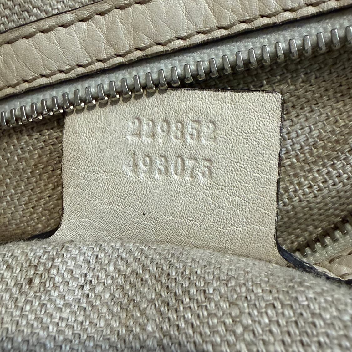 구찌 GG 캔버스 아이콘 비트 토트백 상품이미지3