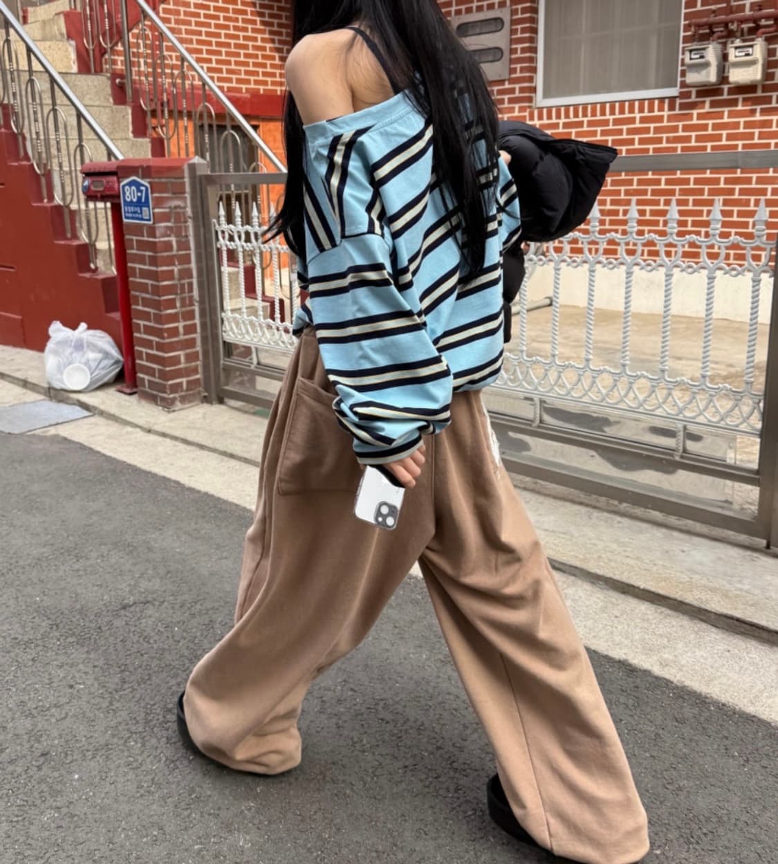 (새상품) 데이도어 단가라 보트넥 티 상품이미지6