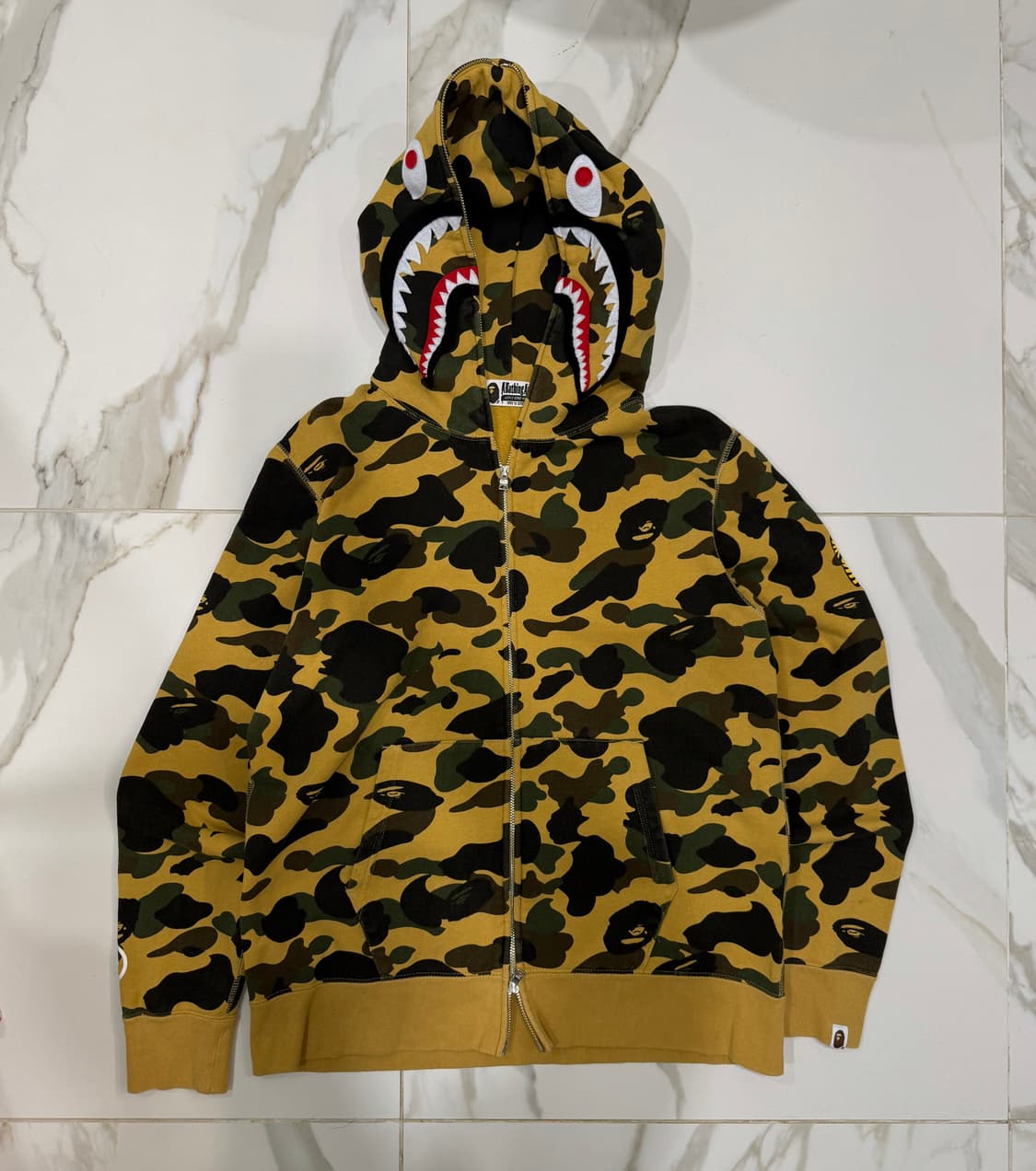 베이프 퍼스트 카모 샤크 풀 집 후드 옐로우 황계 상품이미지1
