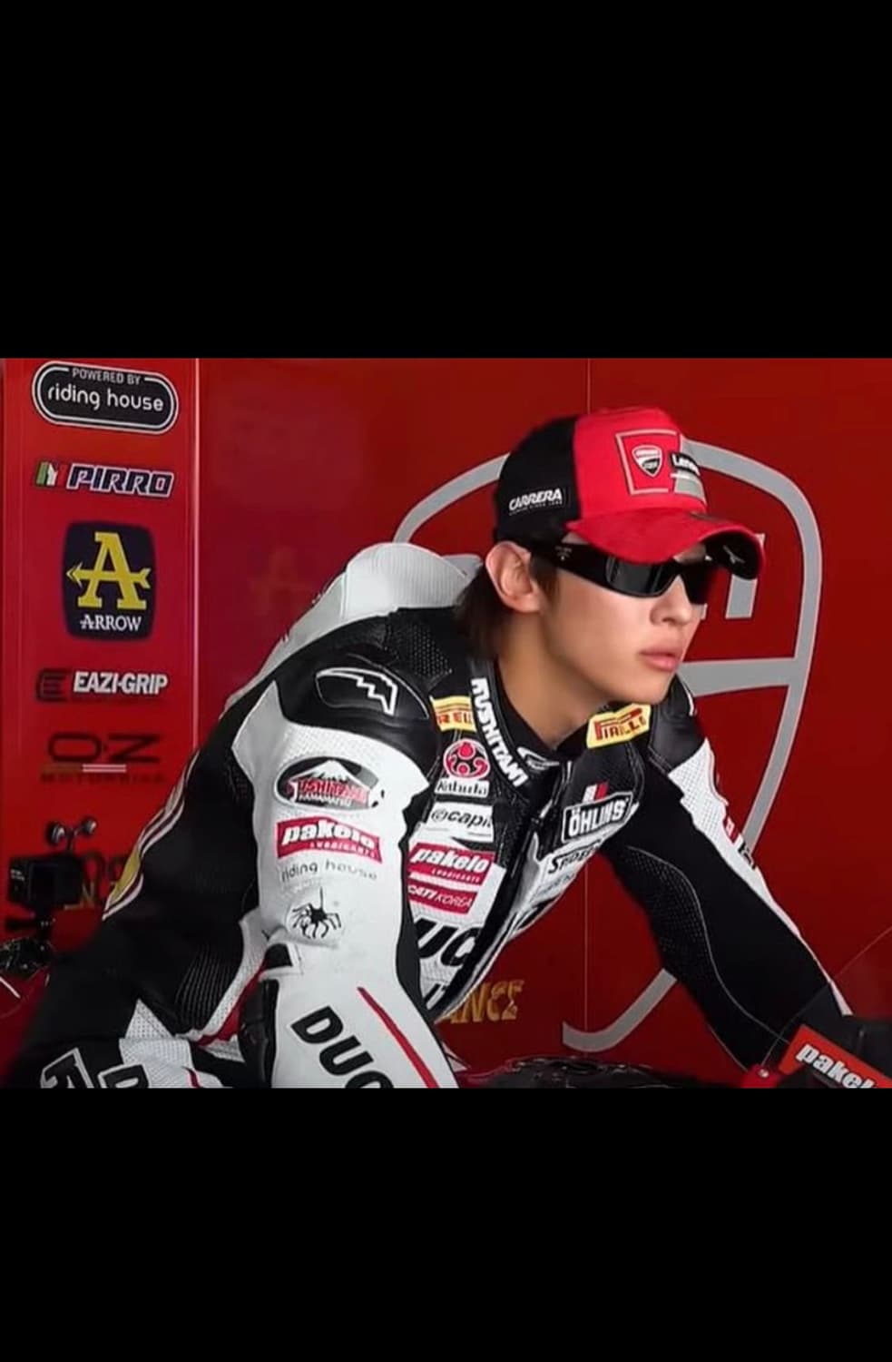 프라다 칸예 선글라스  상품이미지2