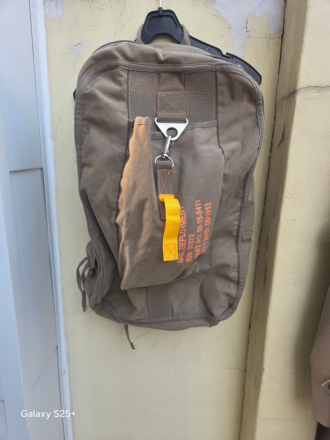 카키색   빽팩 상품이미지1