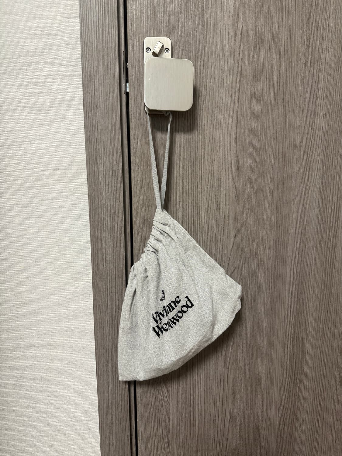 비비안웨스트우드 미니 크로스백 상품이미지3