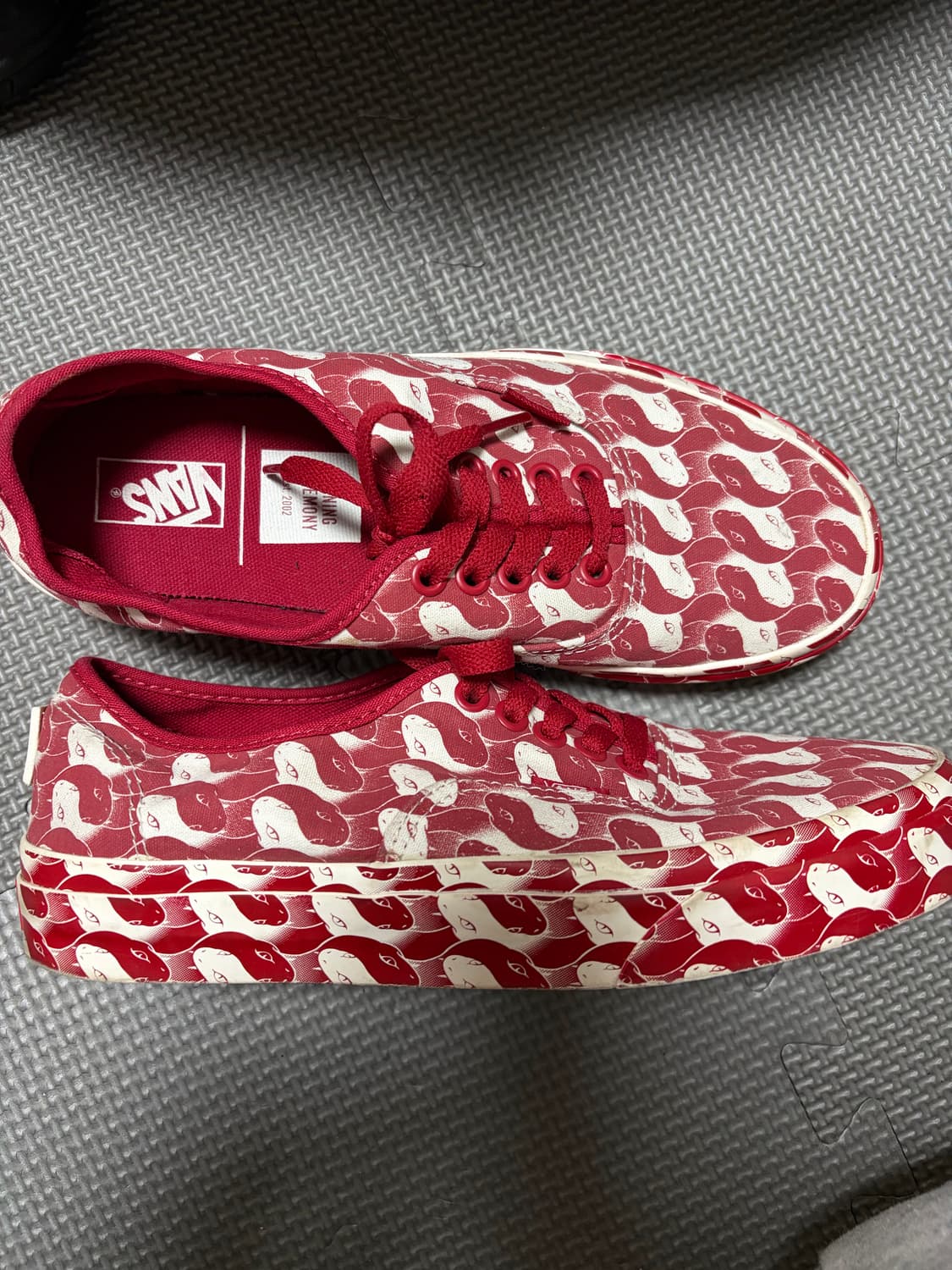 반스x오프닝세레모니 스네이크 한정판 어센틱 250 상품이미지1