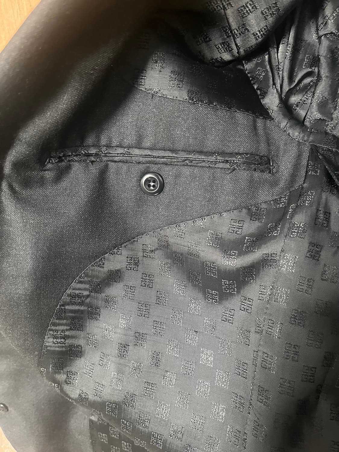 지방시 블레이져 상품이미지4