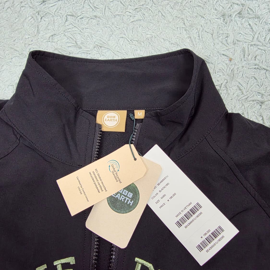 [새상품] 비비씨어스 남성 펭귄 우븐패치 하프집업 맨투맨 M 상품이미지5