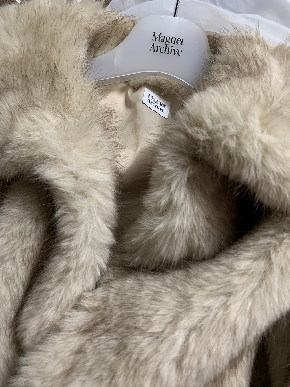 새상품) 마그넷아카이브 퍼자켓 하프 (정가 275,000원) 상품이미지3