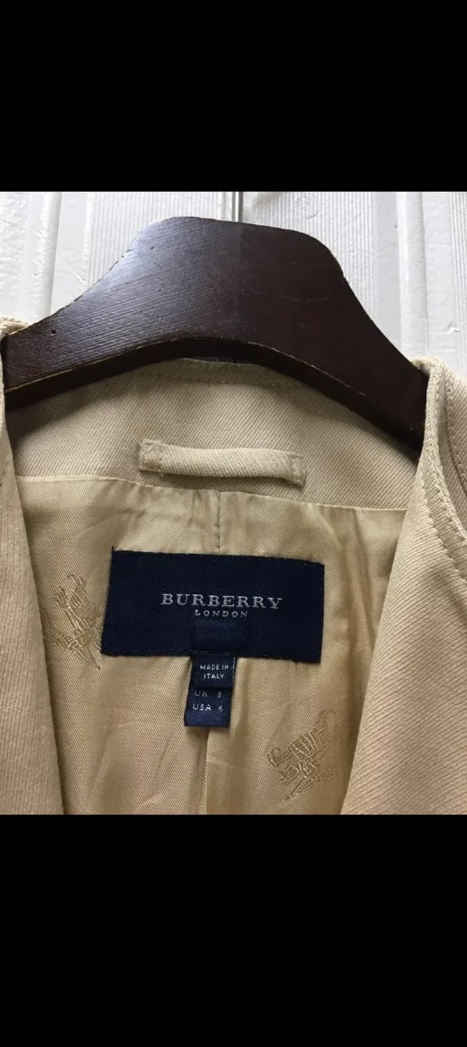버버리 노카라 베이지 크롭자켓 숏자켓 정품 상품이미지6