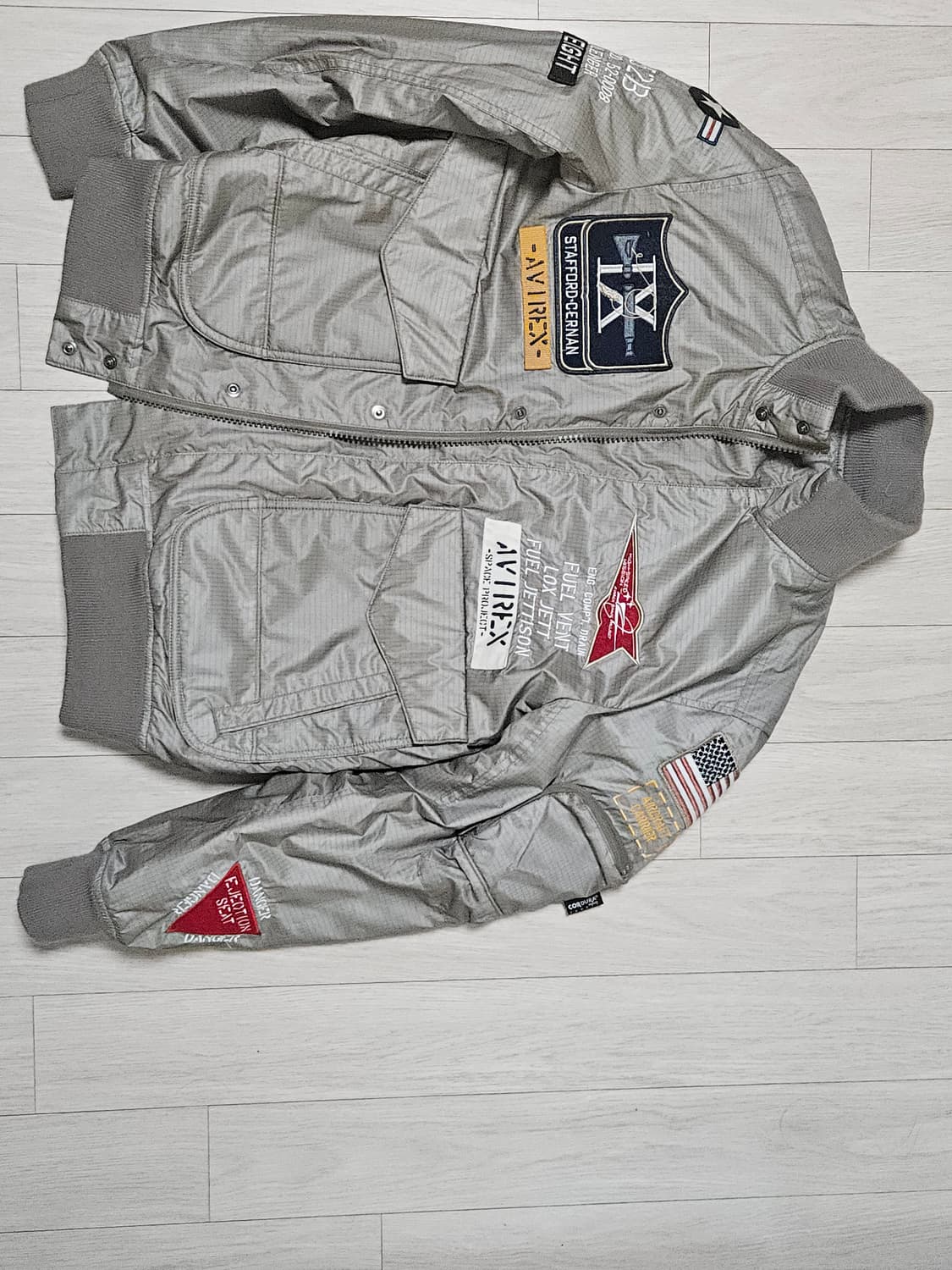 아비렉스 항공점퍼 상품이미지1