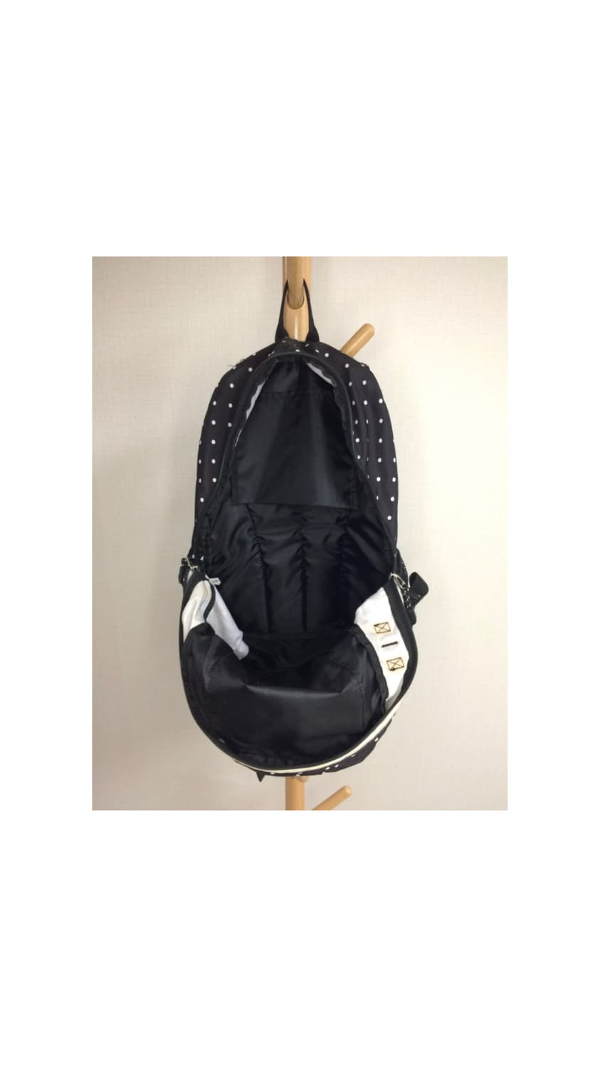 콜맨 블랙 도트 땡땡이 백팩 상품이미지4