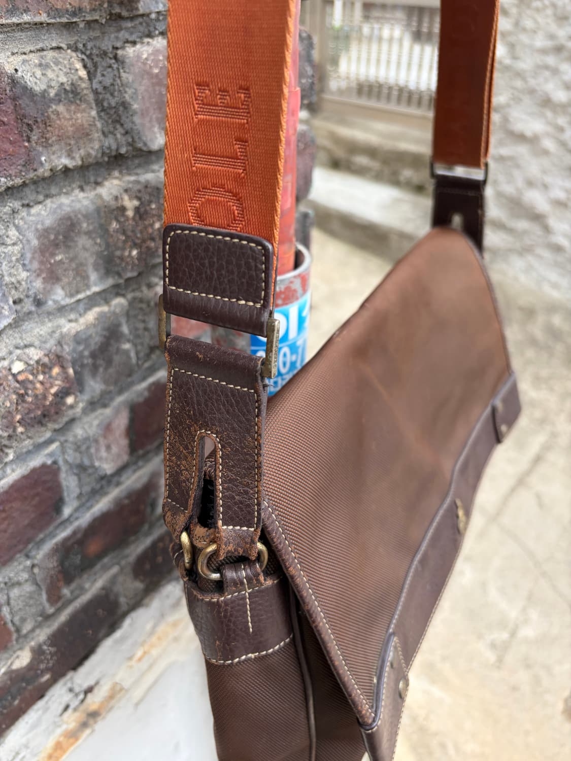 Beanpole 브라운 캔버스 레더 믹스 메신저백 상품이미지5