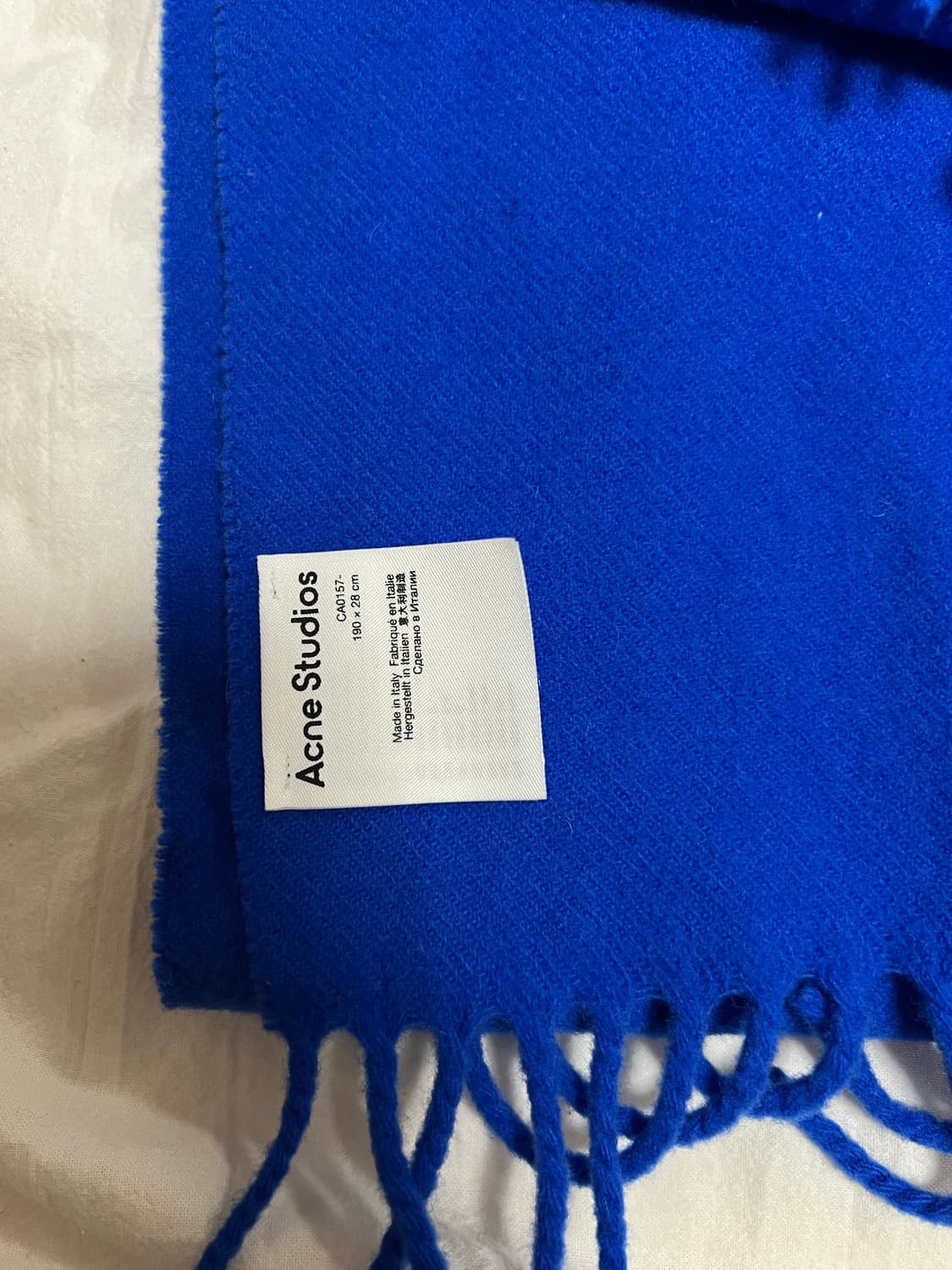 아크네 스튜디오 머플러 로얄블루 스키니 CA0157 상품이미지4