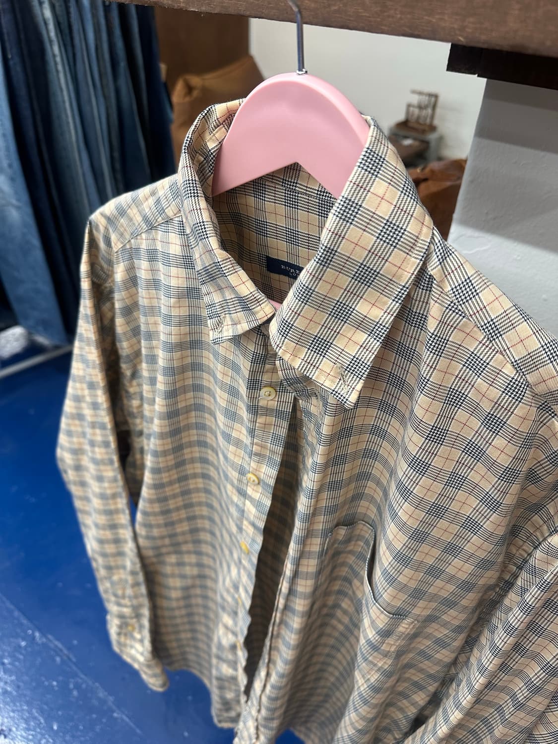 버버리 체크 셔츠 상품이미지2