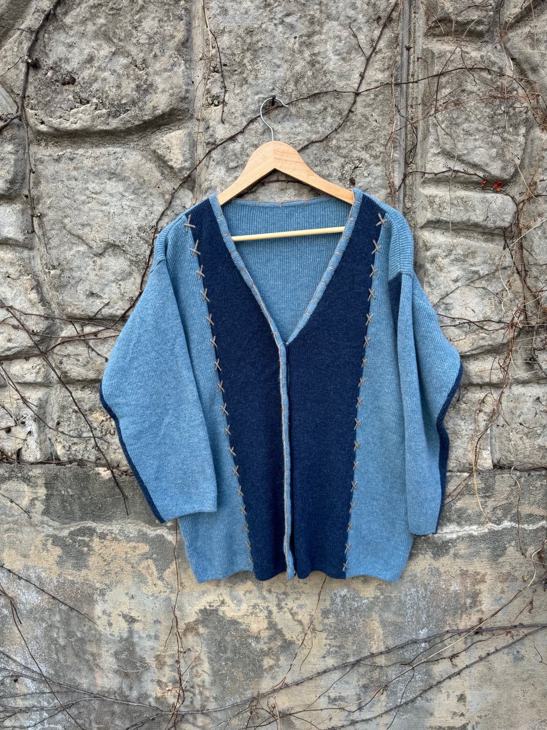 빈티지 유니크 패턴 니트 가디건 상품이미지1