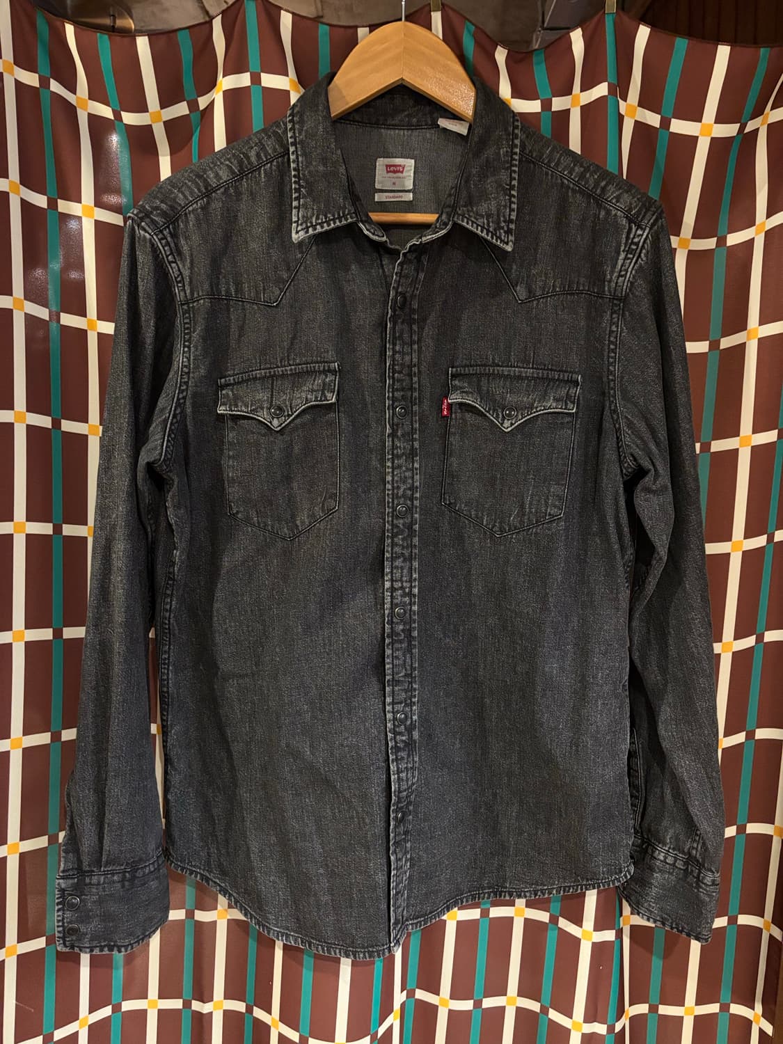리바이스 블랙 데님 웨스턴 셔츠 상품이미지1