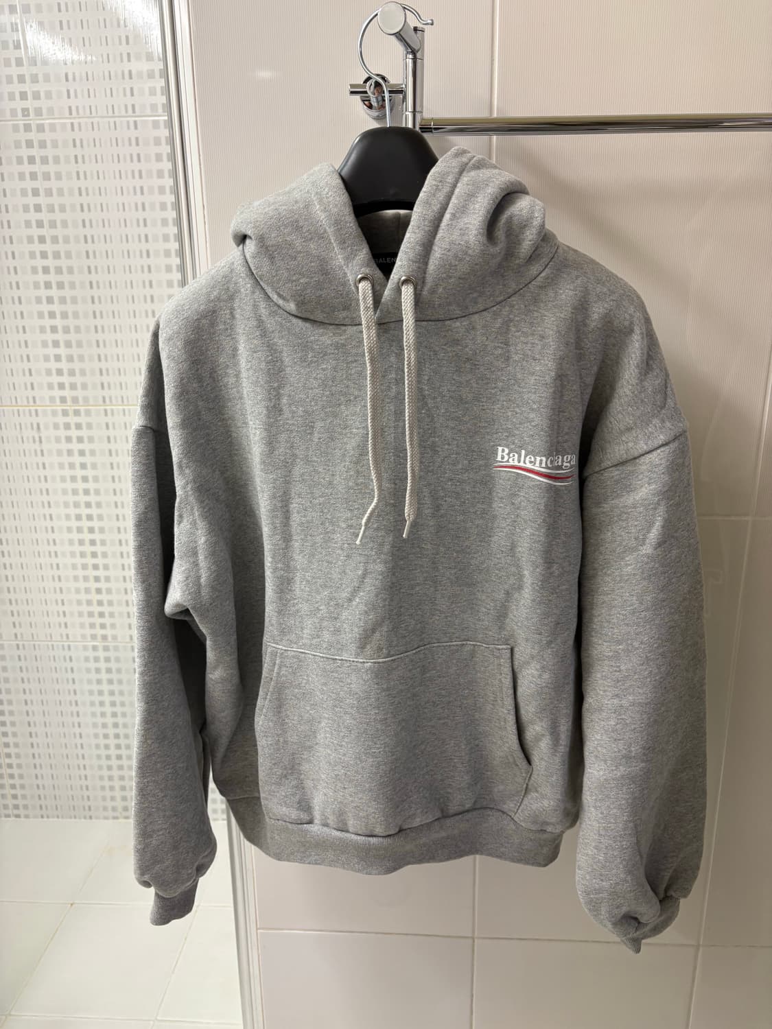 발렌시아가 웨이브 로고 후드티 그레이 상품이미지1