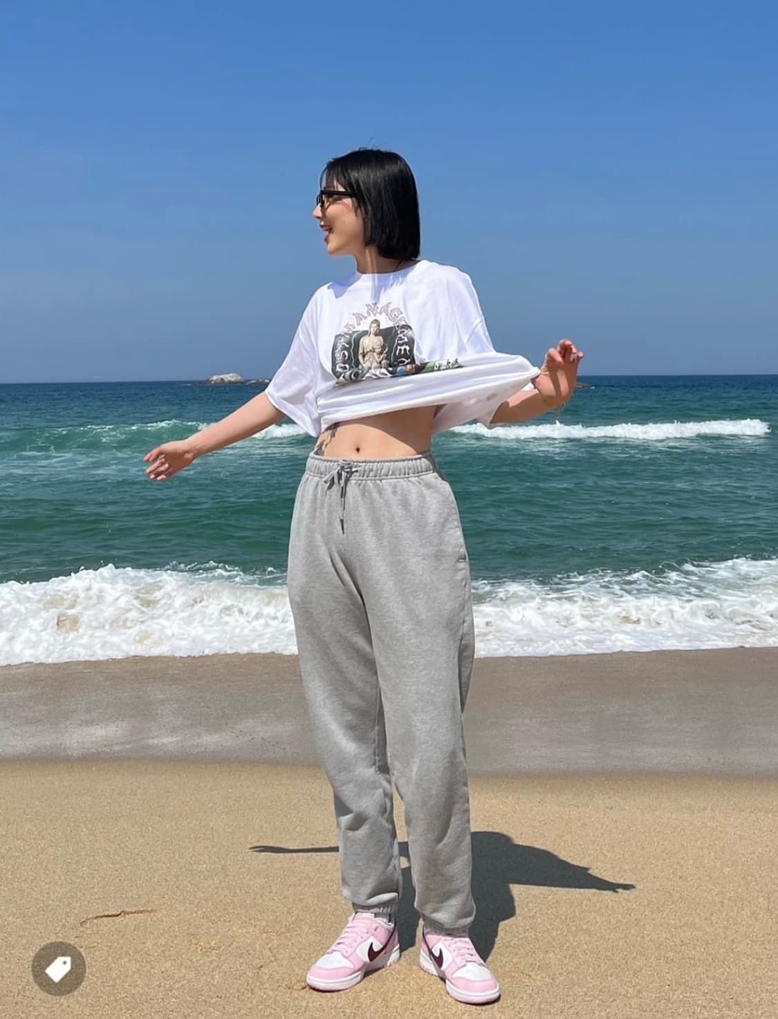 나이키 덩크 로우)발렌타인 데이 핑크 225사이즈(오마이걸 유아착용)거의 상품이미지3