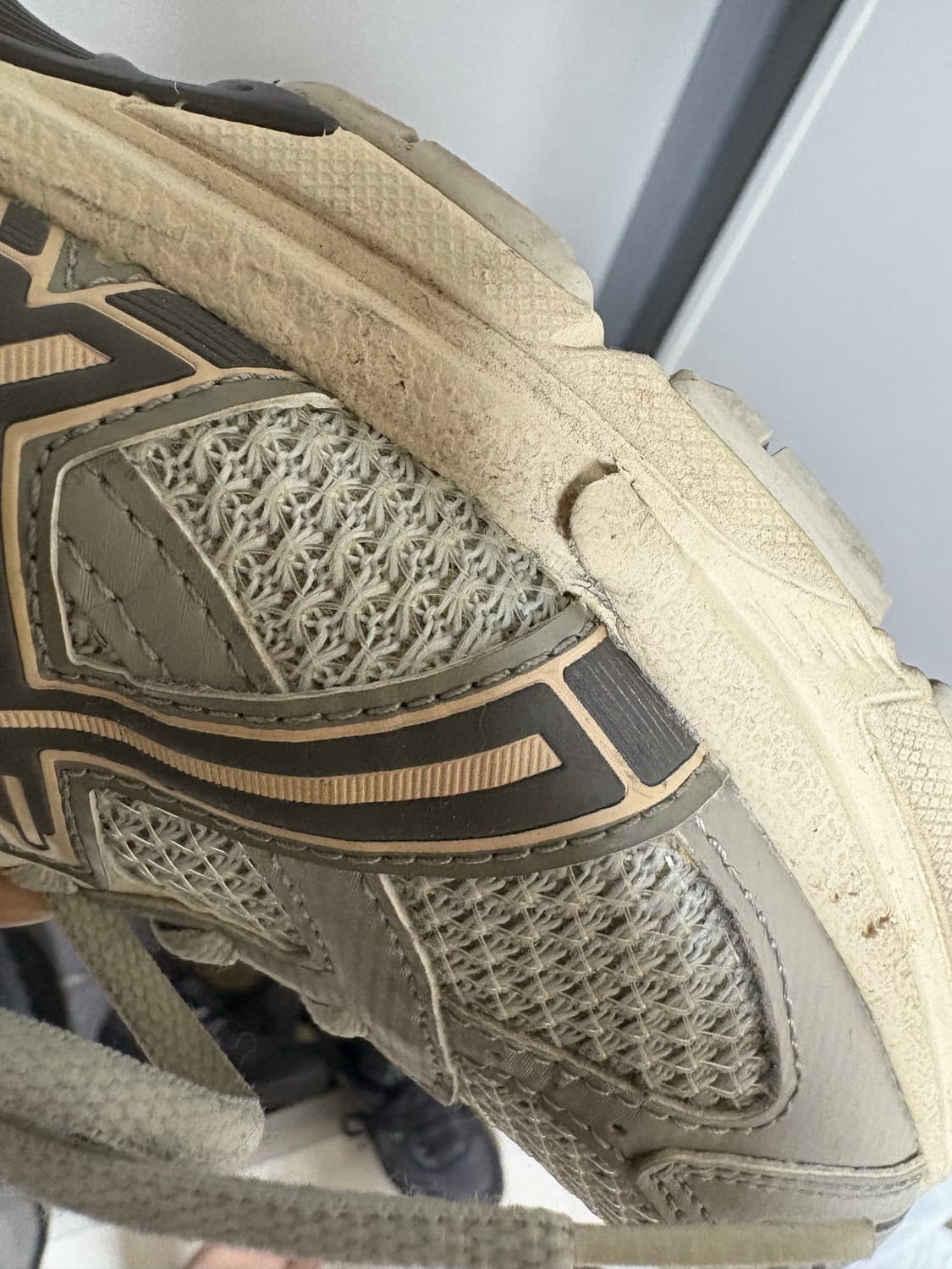 아식스XI4P 젤1130 260사이즈 상품이미지3