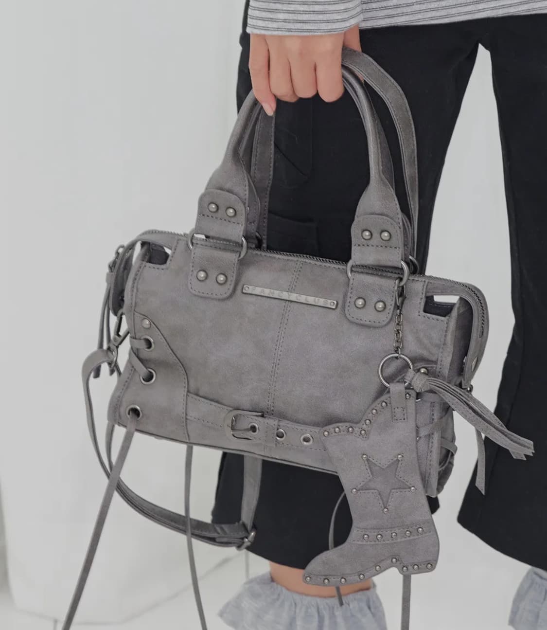 팬시클럽 벨티드 워싱 비건 레더 미니백 GRAY 상품이미지1