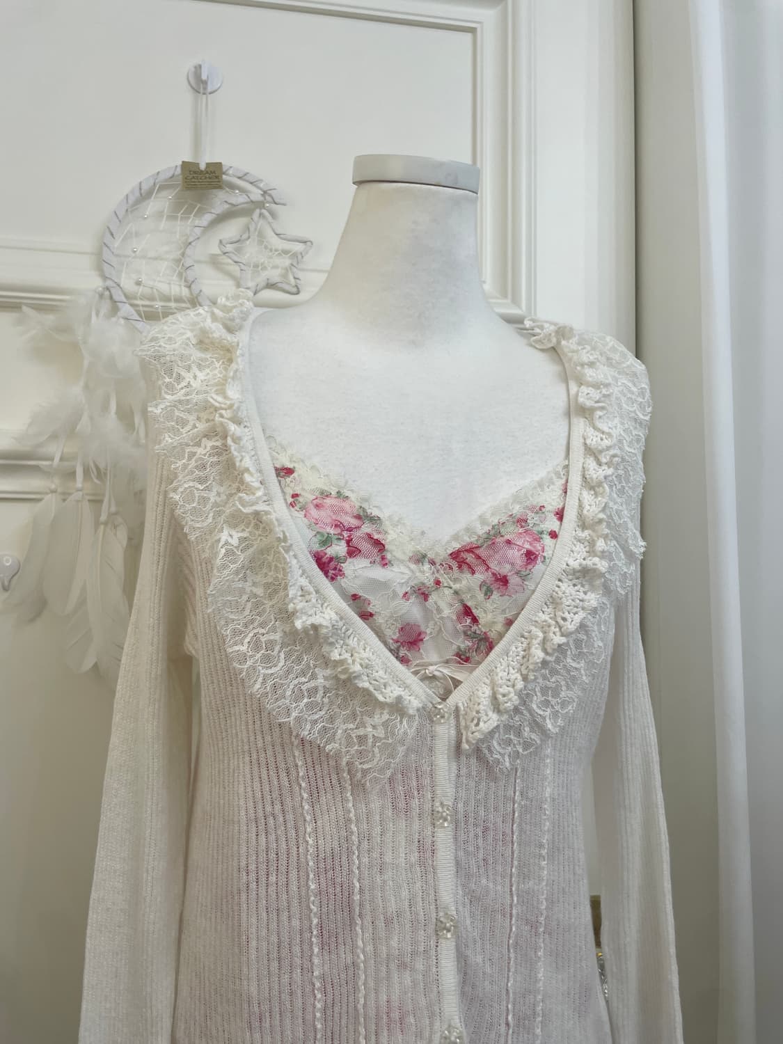 white lace ruffle crystal button fairy c 상품이미지7