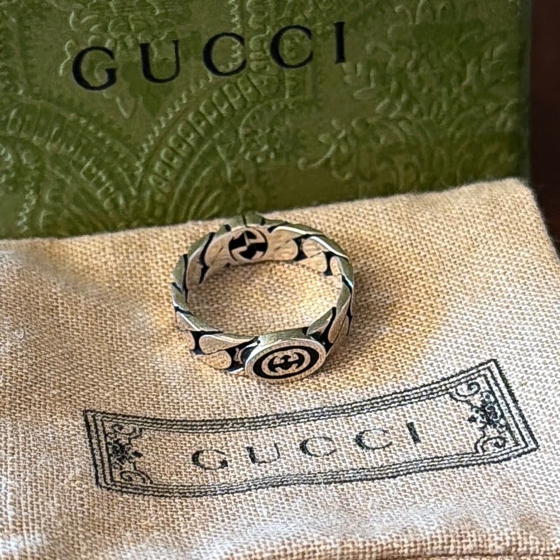 구찌 인터로킹 G 와이드 실버 925 반지 상품이미지1