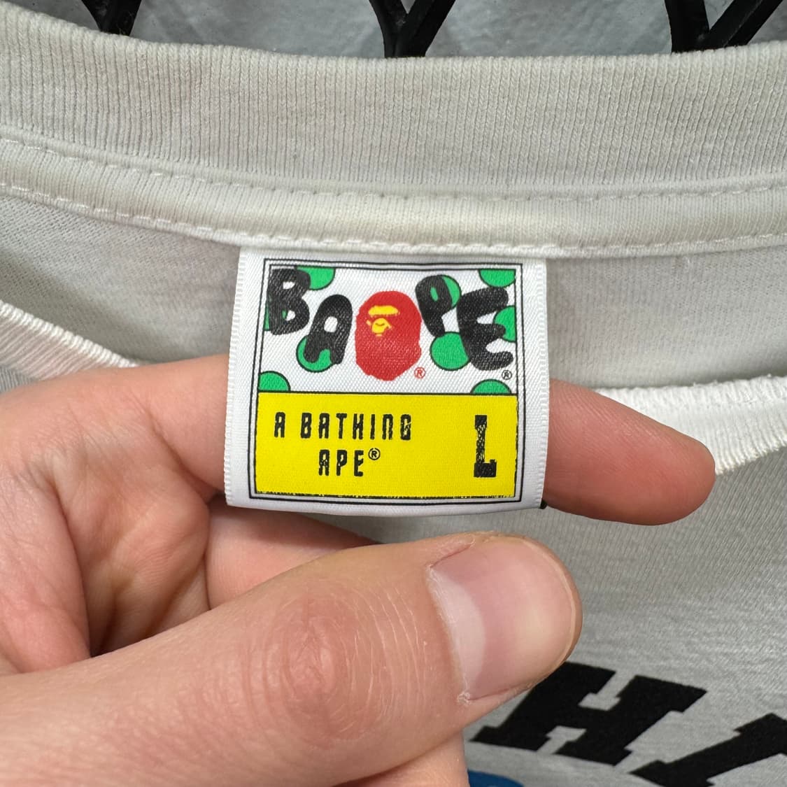 베이프 반팔 티셔츠 전면 카모 고릴라 로고 디테일 화이트 상품이미지7