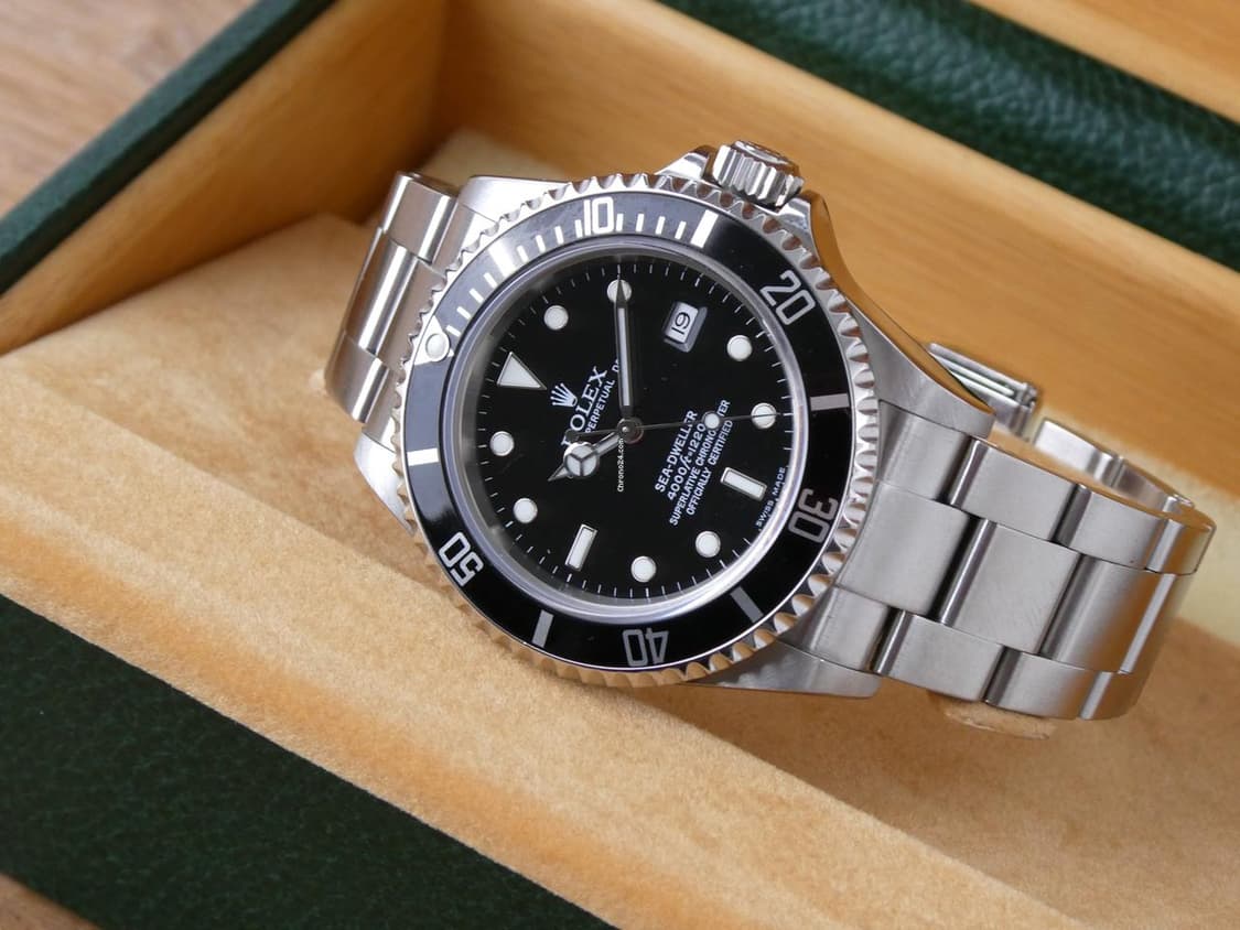 롤렉스 씨드웰러 16600 40mm 퍼페츄얼 스틸 블랙 오이스터 시계 상품이미지2