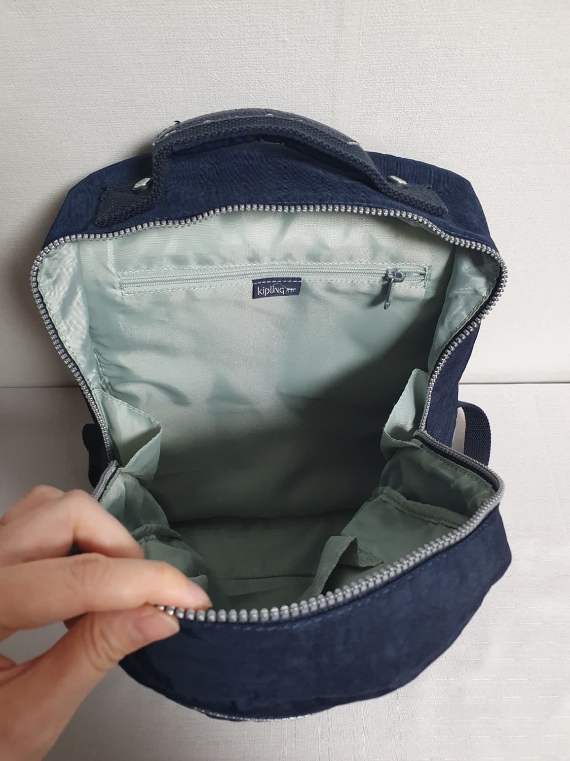 키플링 미니 캐주얼 백팩 네이비 몽키키링 상품이미지7