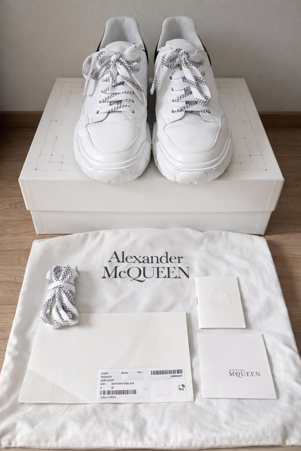 알렉산더맥퀸 코트트레이너 42size 270-275 상품이미지2