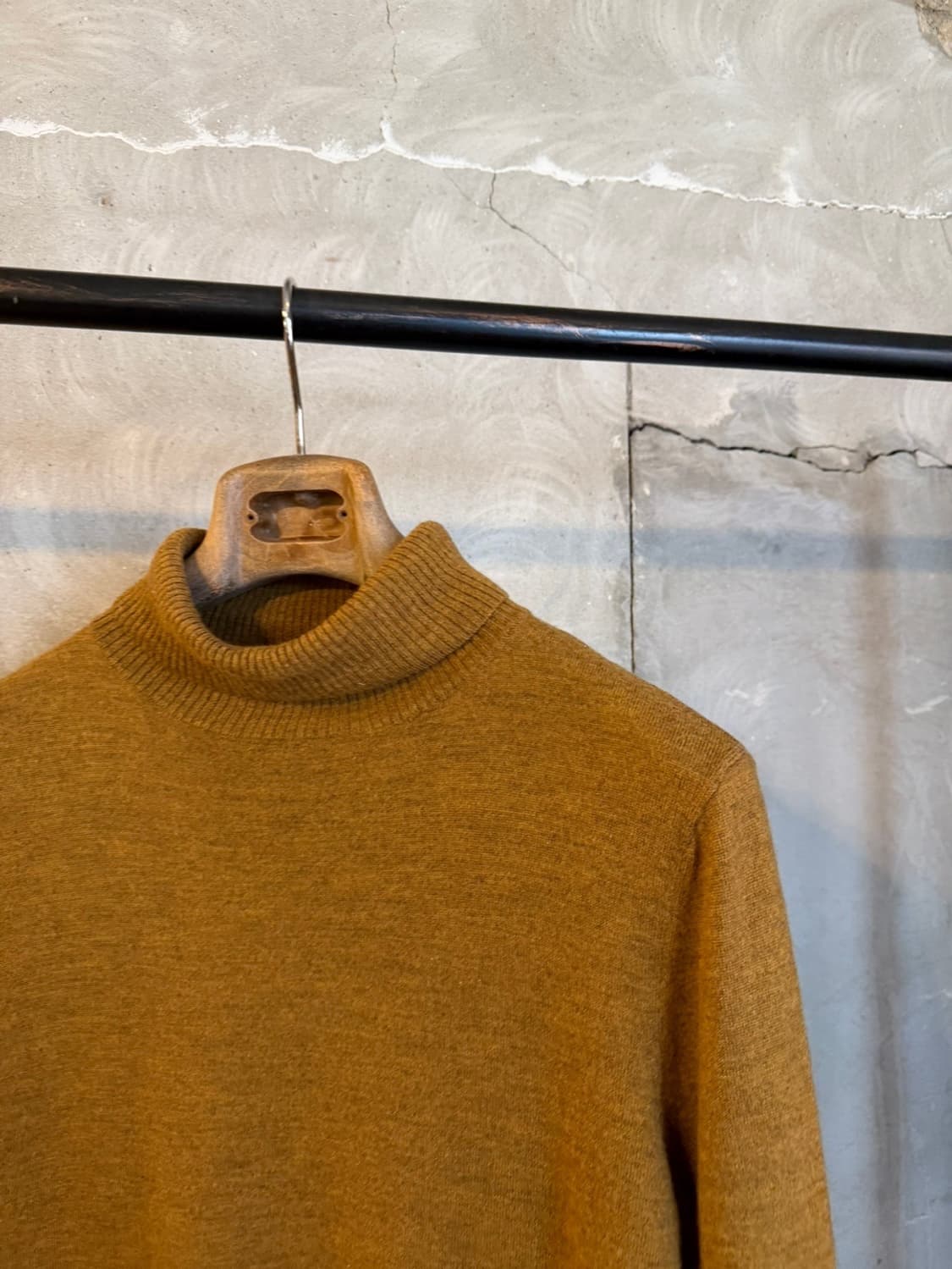 아페쎄 터틀넥 니트 100 상품이미지3