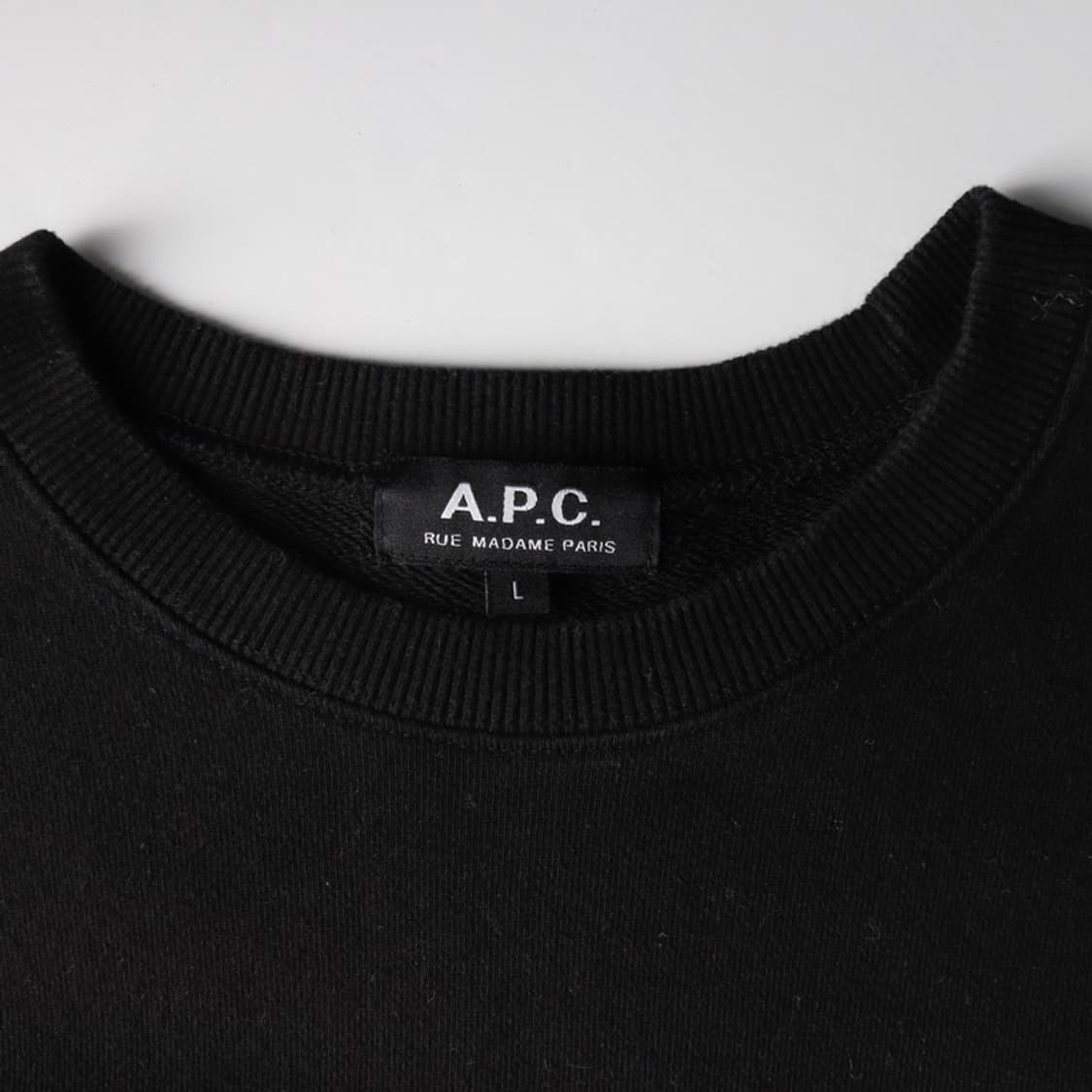 A.P.C. 블랙 로고 맨투맨 L 상품이미지5