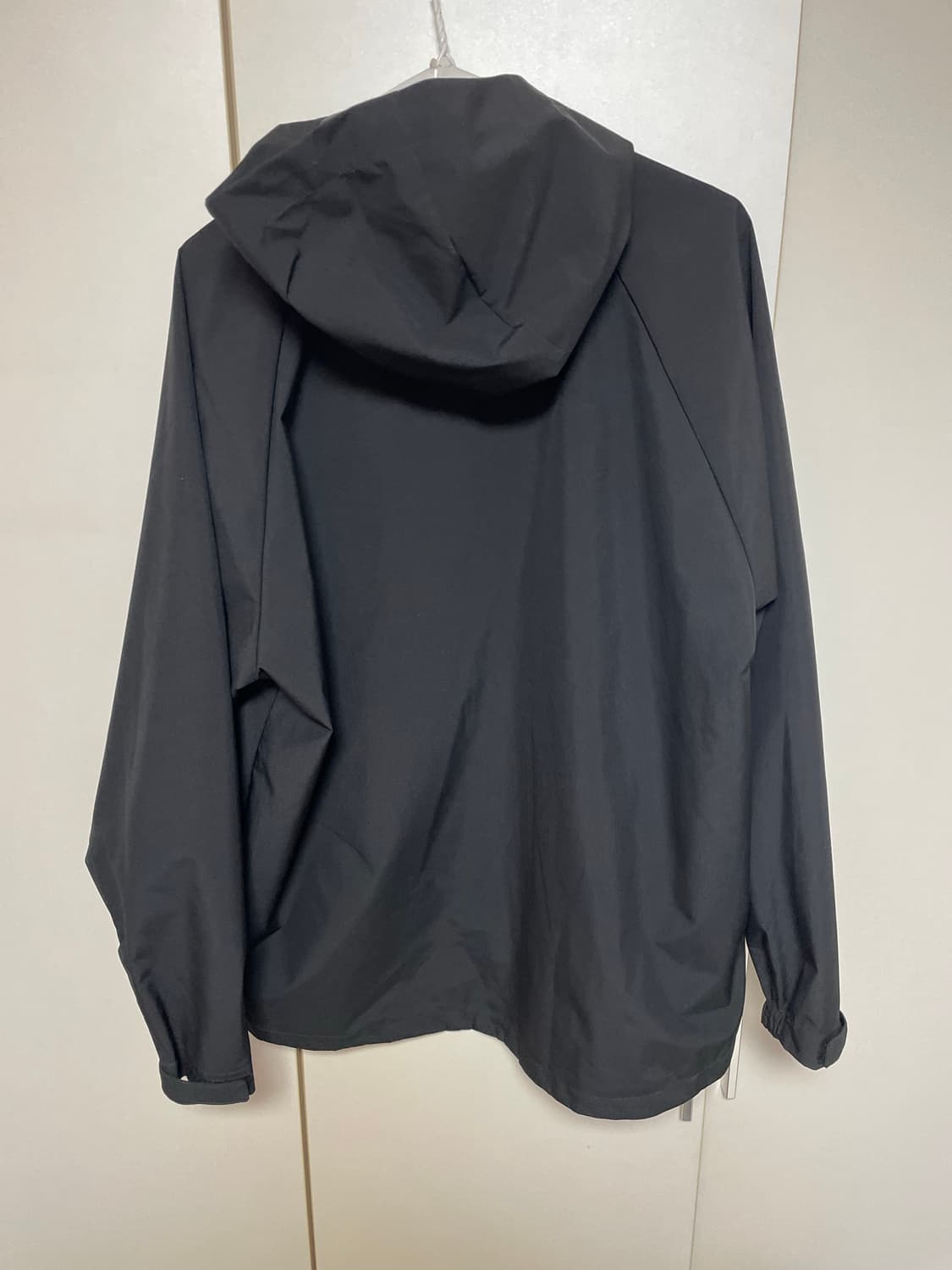 무인양품 블랙 라그랑 후드 발수 바람막이 L 상품이미지3