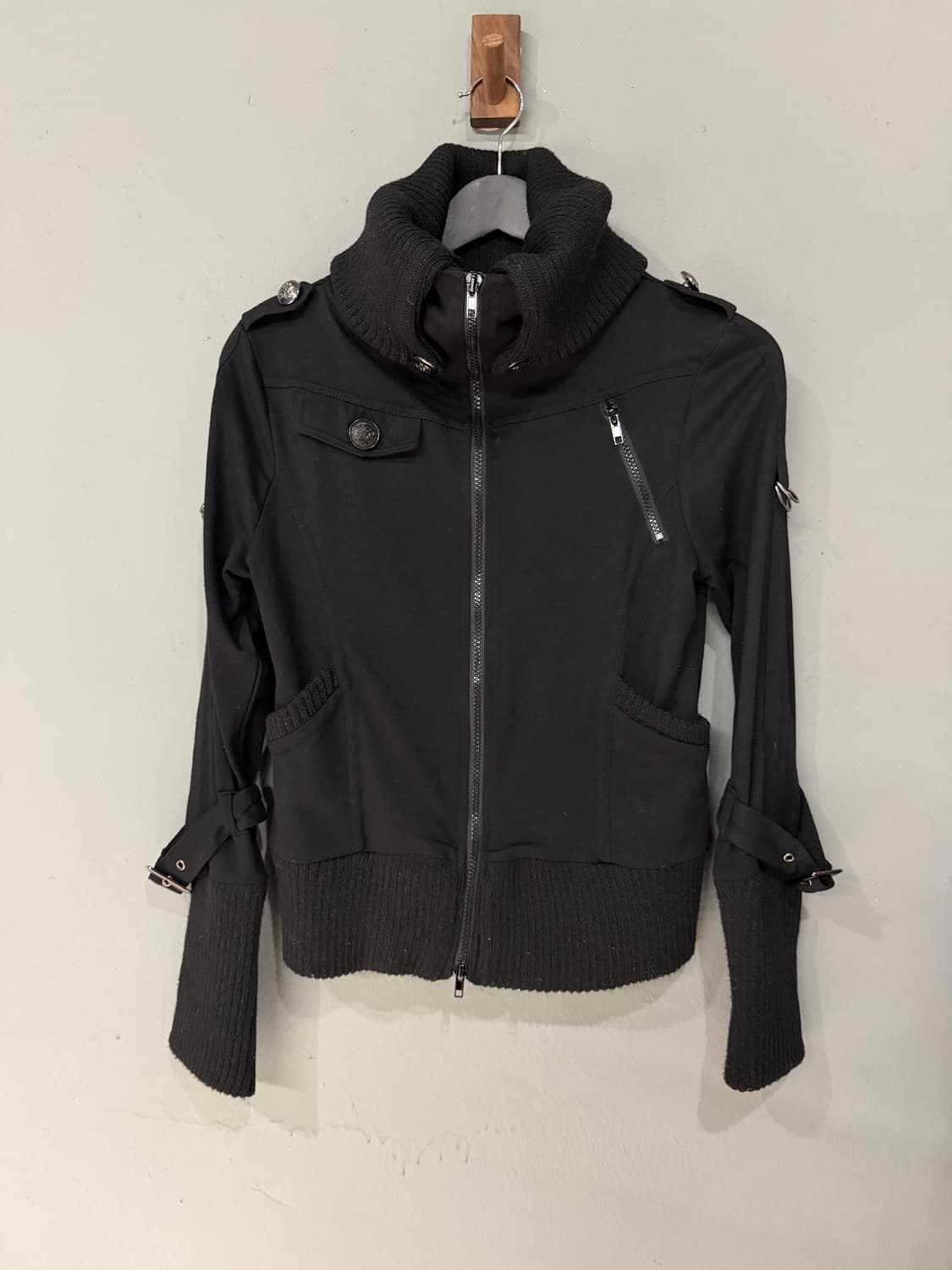 legend high-neck buckle point zip-up 상품이미지6