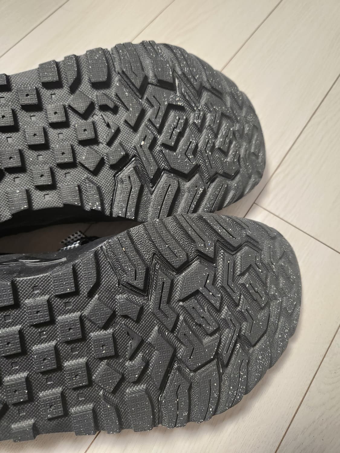 새상품급)나이키 오네온타 트레킹 샌들 사이즈260

여러 중고사이트에도  상품이미지7