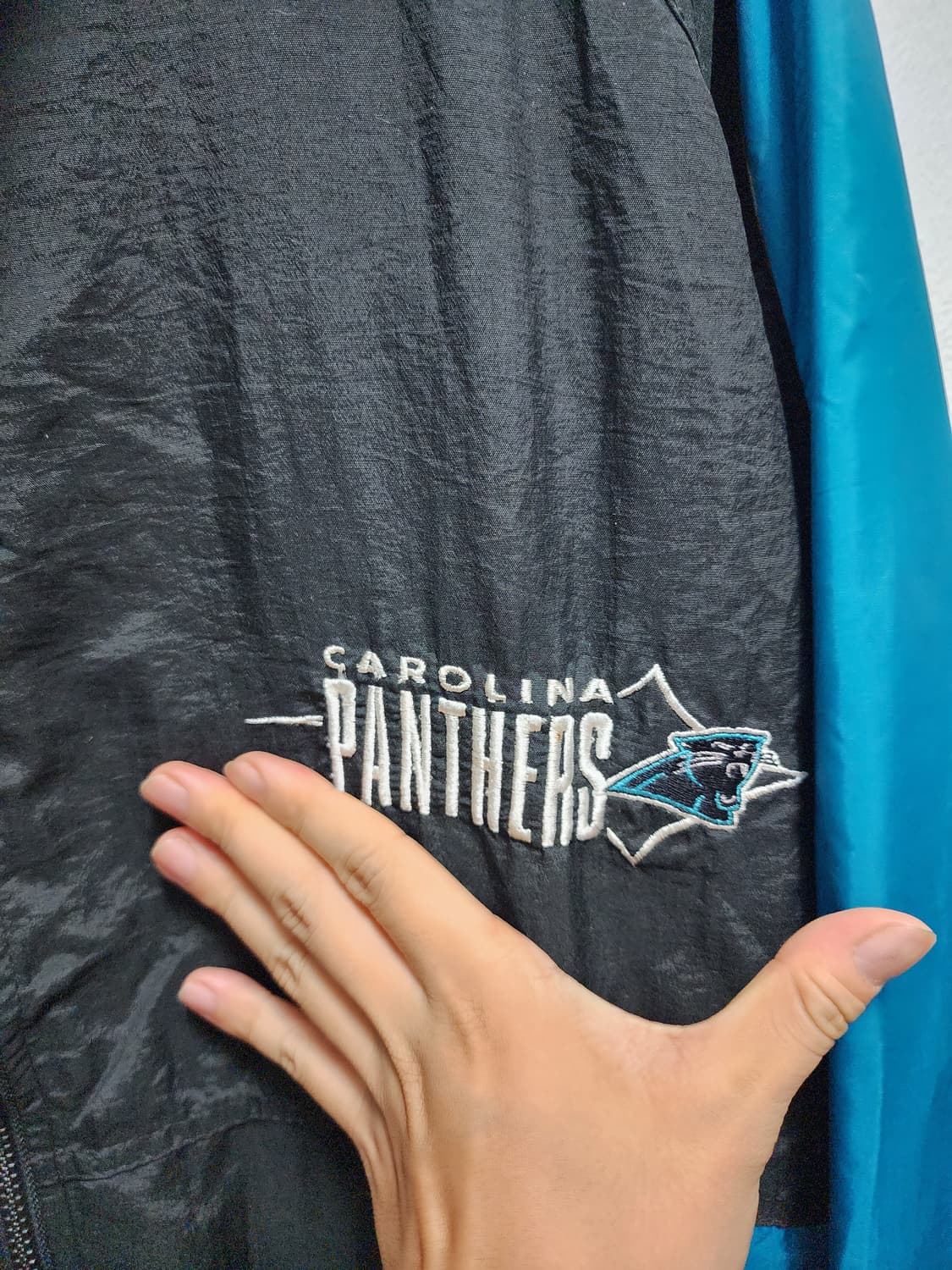 (새상품) 스타터 x NFL 캐롤라이나 팬서스 바람막이 상품이미지4