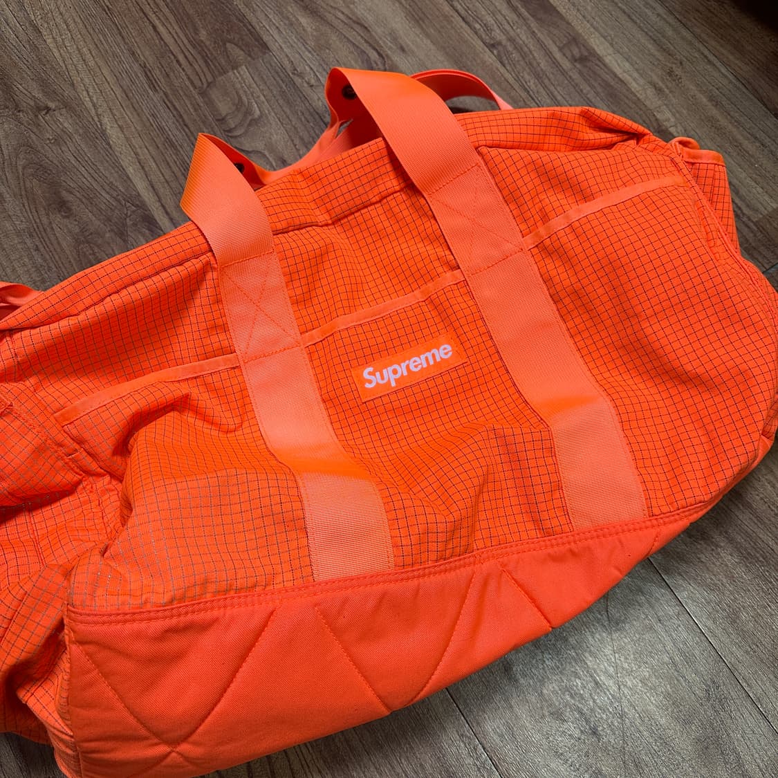 슈프림 더플백 오렌지 걍 새거 상품이미지1
