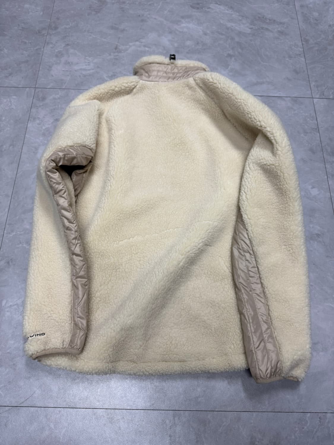 컬럼비아  상품이미지2