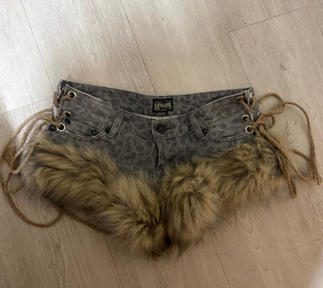 택포) 레이어룸 퍼반바지 퍼숏츠 숏스 숏츠 핫팬츠 퍼 상품이미지1