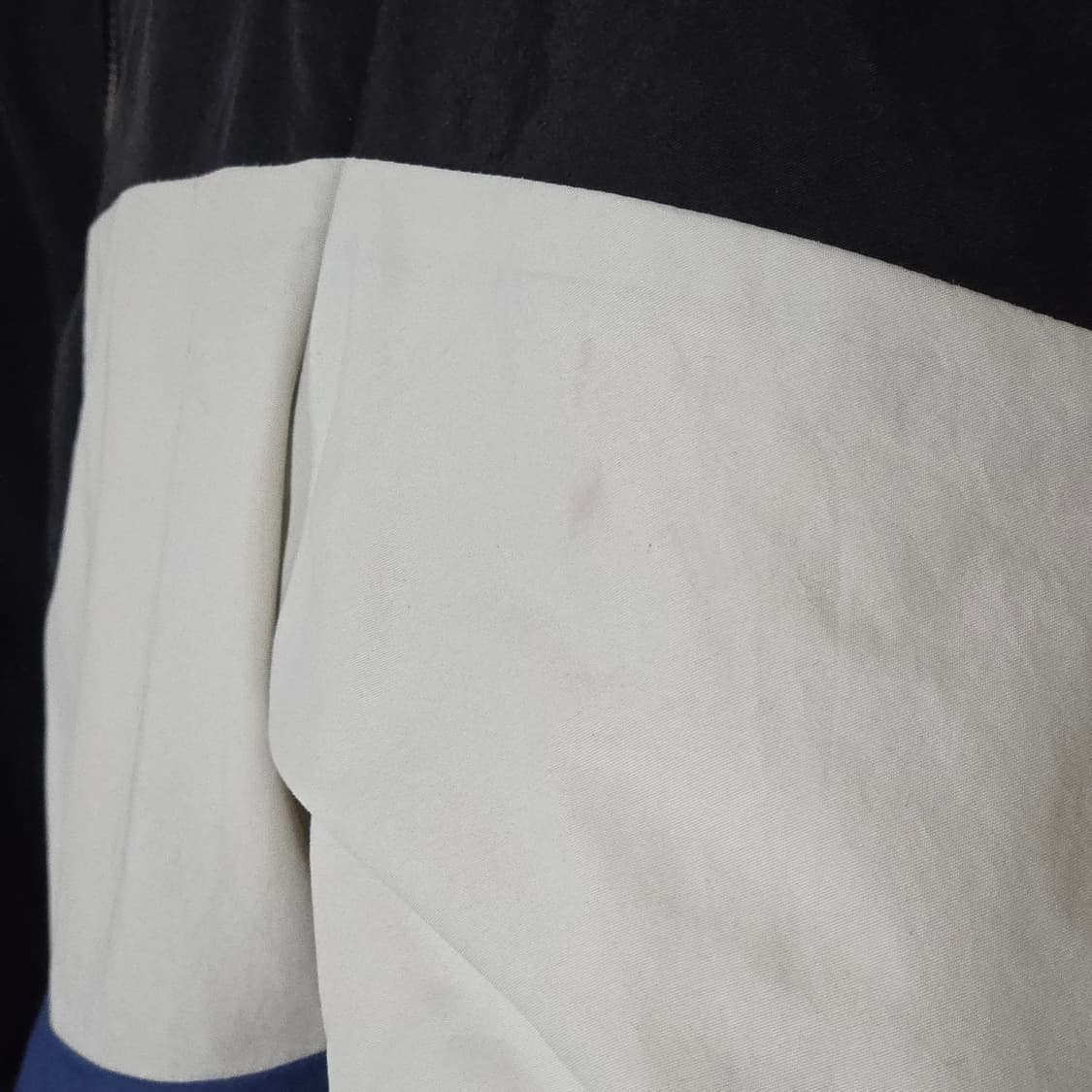 빈티지 블랙 블루 배색 패딩 점퍼 상품이미지4