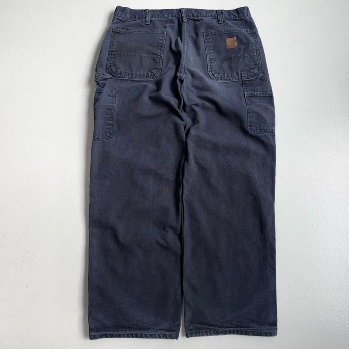 칼하트 OG 가죽패치 카펜터 덕캔버스 페이딩 와이드 워크팬츠 상품이미지3