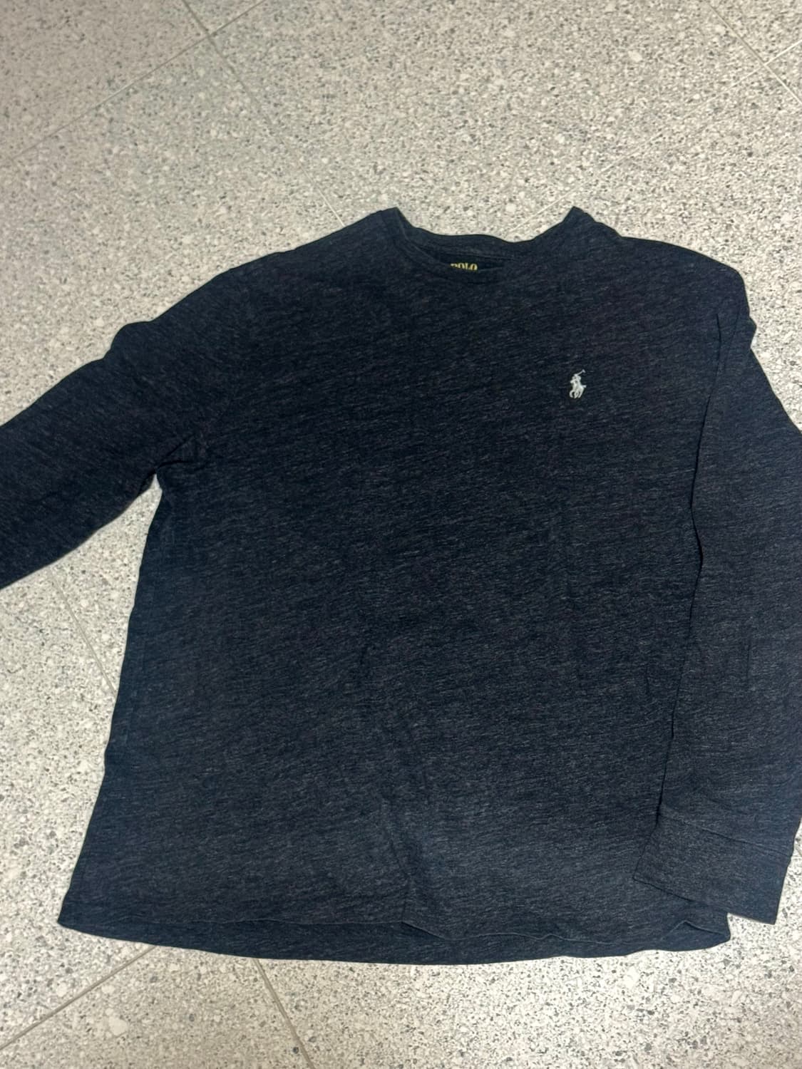 폴로 롱슬리브 M (정품) 상품이미지1