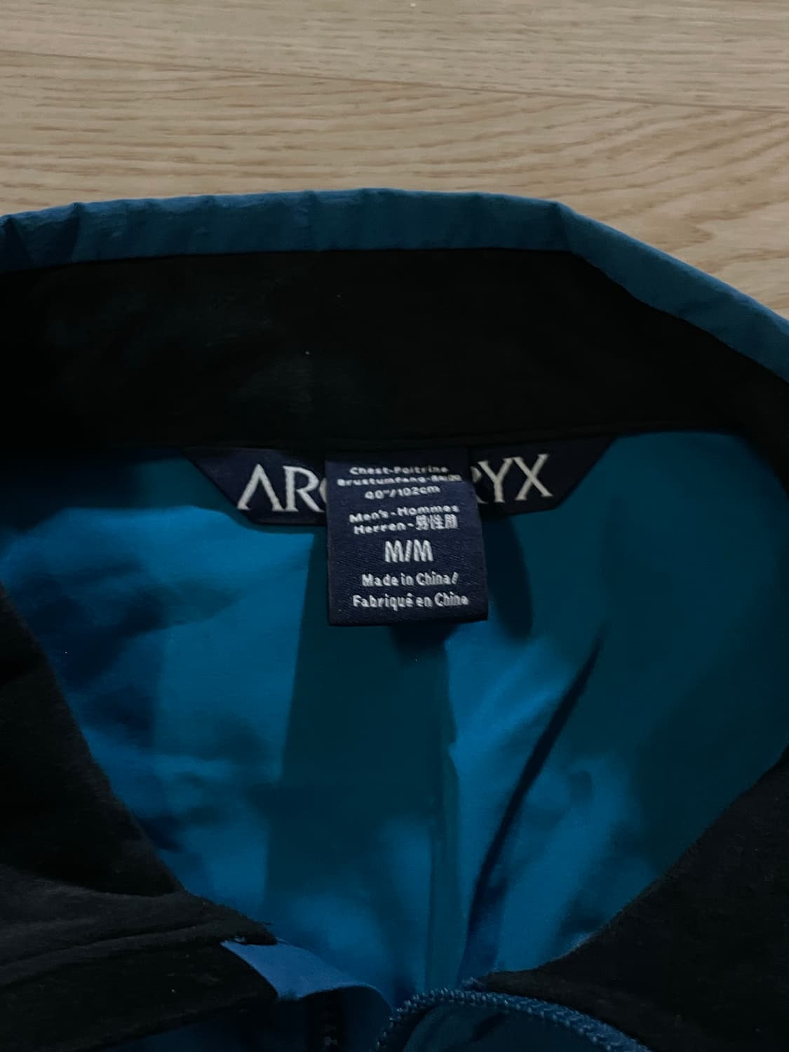 아크테릭스 바람막이 상품이미지5