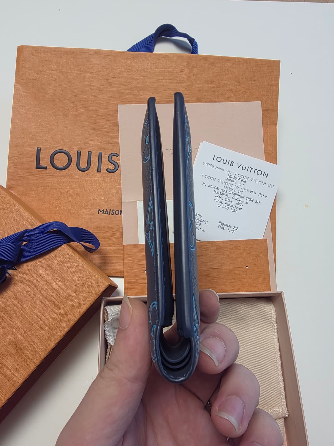 [풀구성] 루이비통 쉐도우 이클립스 반 지갑 네이비 상품이미지9