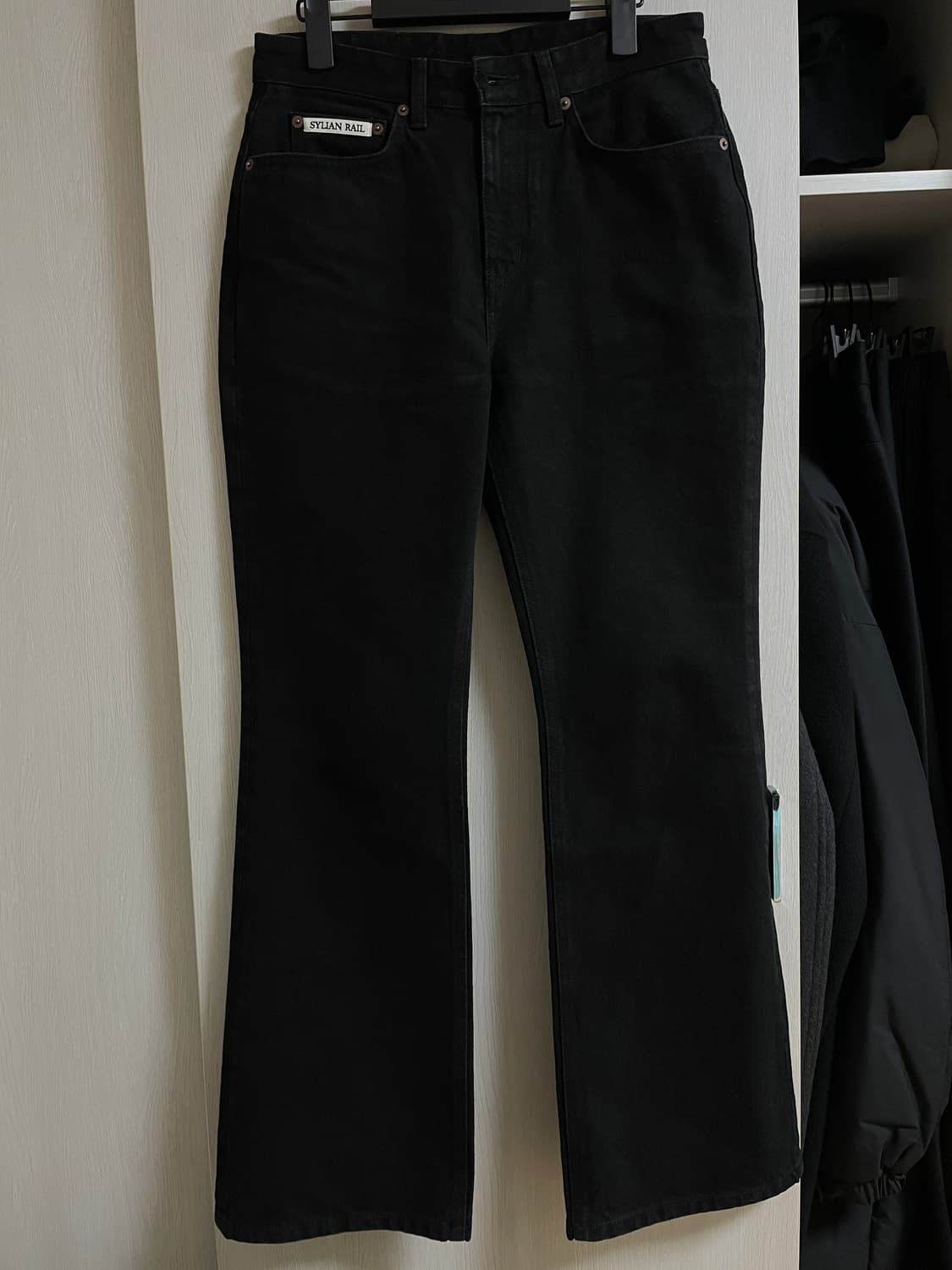 SYLIAN RAIL 플레어 데님 블랙 상품이미지1
