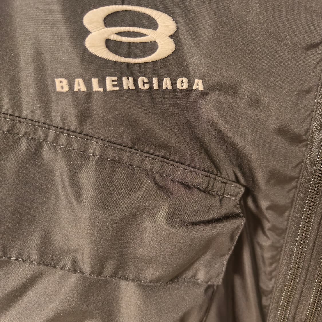 발렌시아가 테크니컬 유니티 자켓 48 상품이미지4