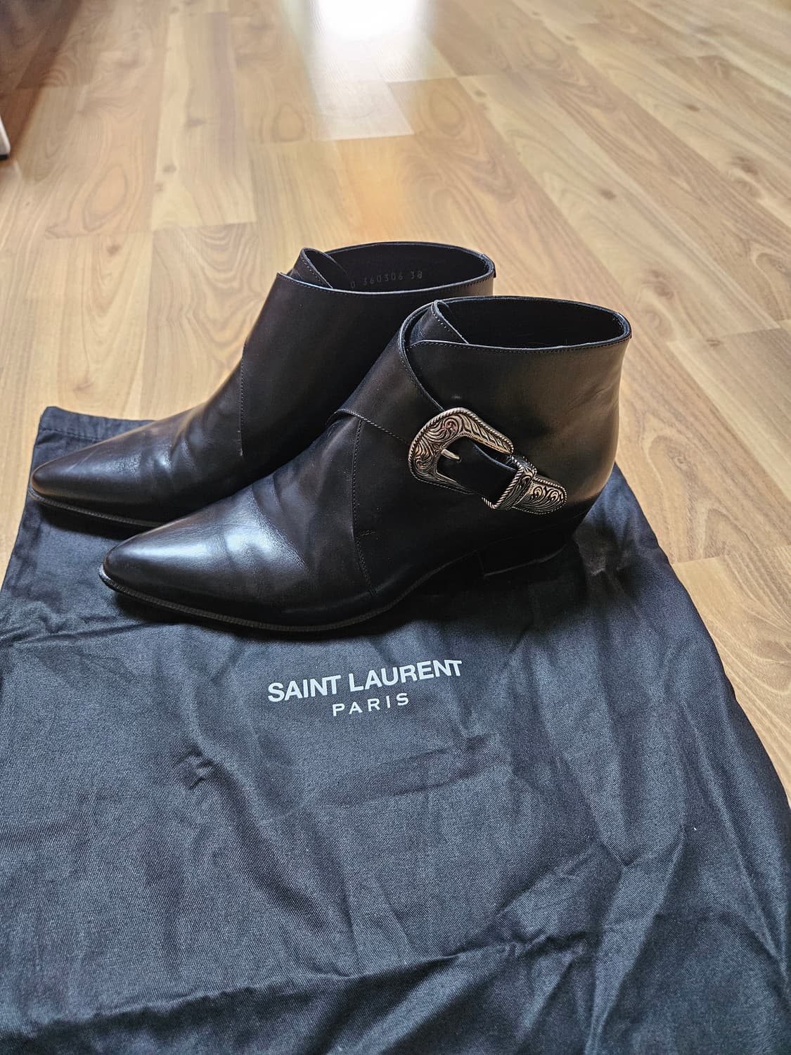 생로랑 덕키스 웨스턴 부츠 블랙 상품이미지1