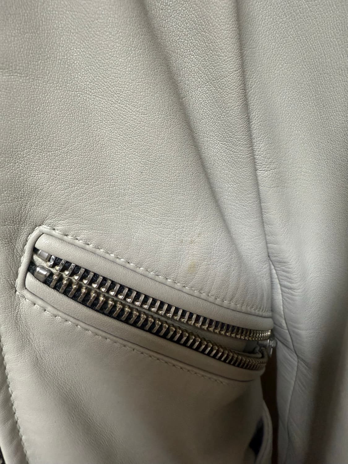 올세인츠 가죽 라이트 그레이 자켓 상품이미지3