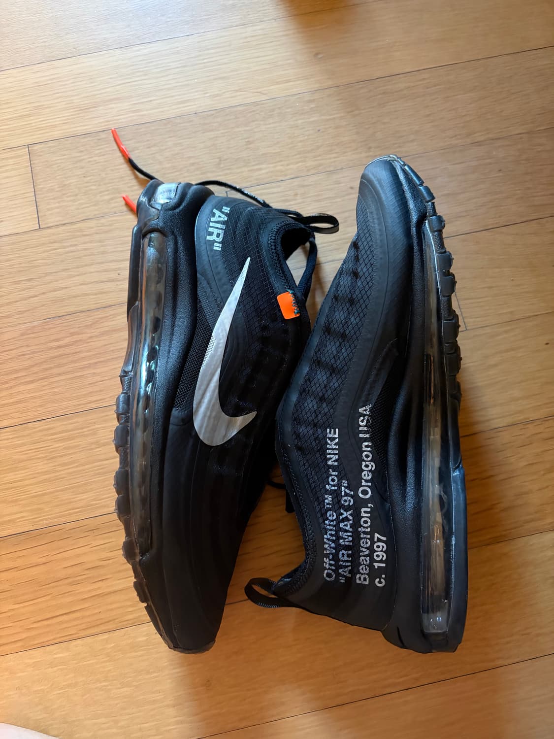 나이키 x 오프화이트 에어맥스 97 상품이미지1