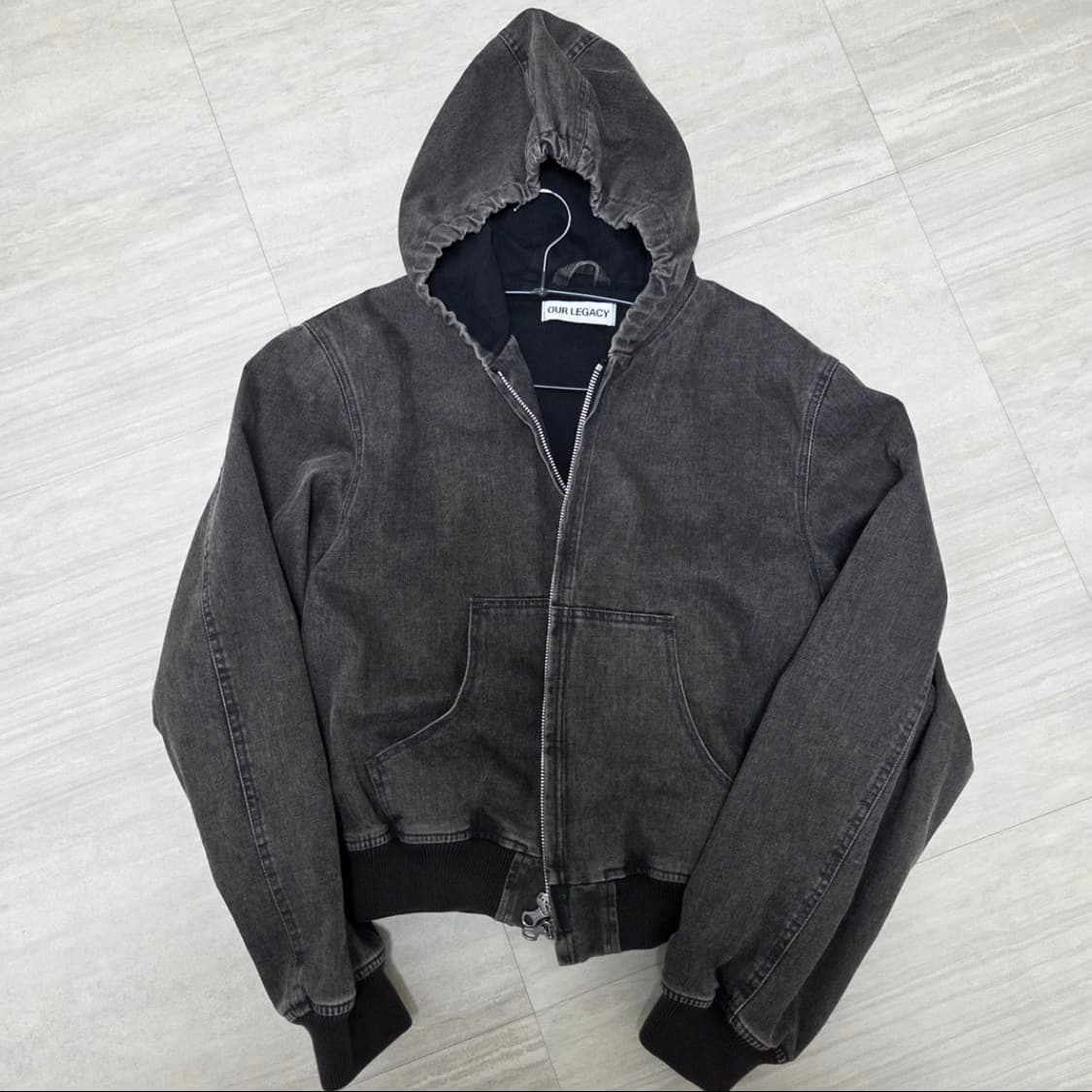 아워레가시 뱅크 후드 집업 자켓 블랙 코티드 워시 상품이미지1